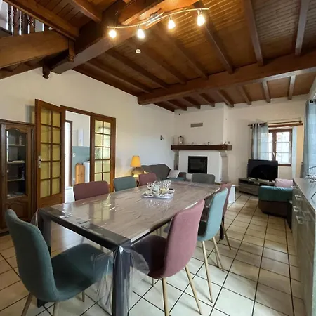 Grand Gite Lavie Holiday home Lucq-de-Bearn